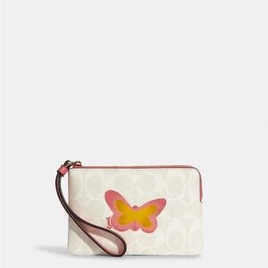 Corner Zip Wristlet in Signature Canvas with Butterfly 🦋